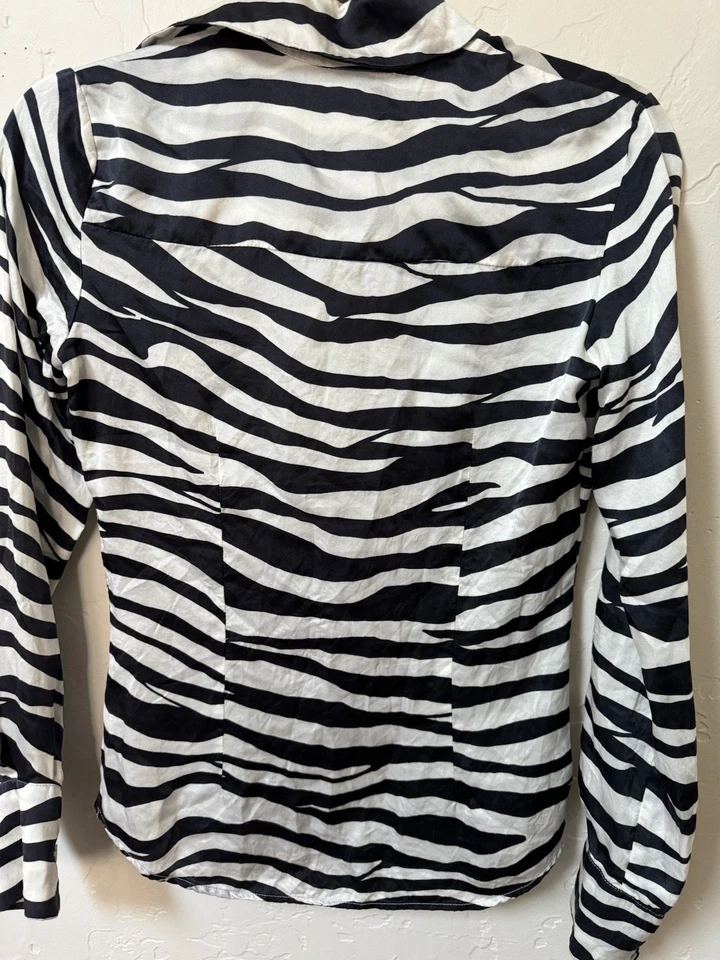 Camisa D&G Monocromática Cebra Rayas Abotonada 100% Seda Para Mujer Talla 2/4 Foto 4 de 4