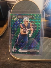 2025 Panini Mosaic Hunter Henry Green Mosaic England Games New England Patriots