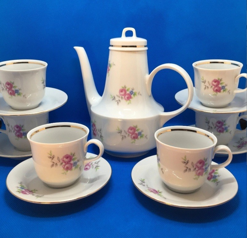 Vintage Henneberg Porzellan 1777 German Democratic Republic Tea