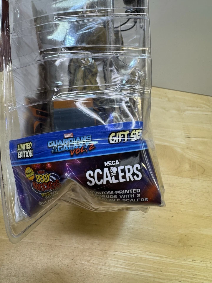 NECA Guardianes de la Galaxia 2 Edición Limitada Niños Energía Solar Groot Auriculares Foto 3 de 4