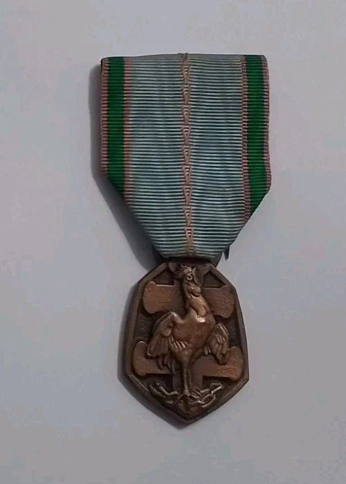 Ancienne Médaille De Tir à L'arc Française #57, Broche épingle, état Excellent