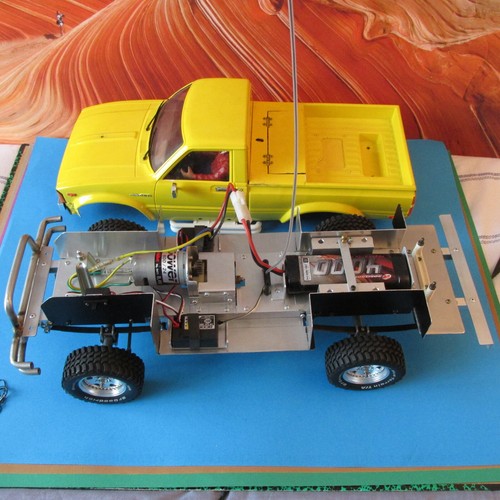 TAMIYA CUSTOM HILUX BRUISER 1/10 RC VINTAGE WITH ALUMINUM CHASSIS PARTS LOT RARE - Photo 10/16
