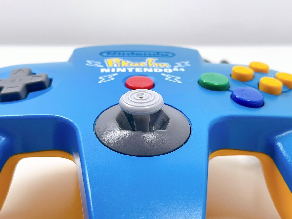 Nintendo 64 Pikachu Blue & Yellow Controller Pokemon NUS-005 Nintendo 64 Pikachu Blue & Yellow Controller Pokemon NUS-005