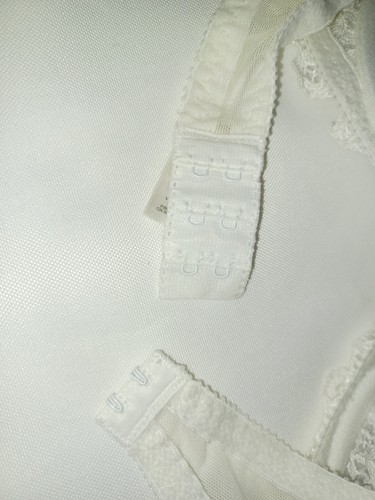 Victoria Secret 40C bra Sexy Vintage 1990-s Lace Sheer White Unlined women's - Picture 4 of 7