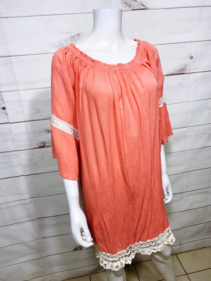 Vestido feminino Flying Tomato tamanho 1X rosa gola redonda renda manga sino gola elástica - Imagem 2 de 4