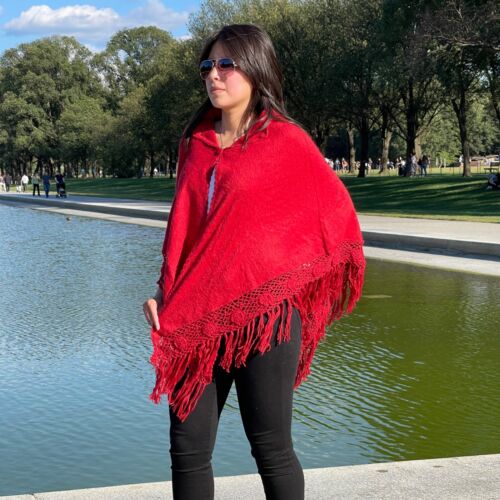 ANDEAN ALPACA BABY ALPACA HANDMADE WOMEN RED TRIANGLE SHAWL CAPE M - Picture 3 of 8