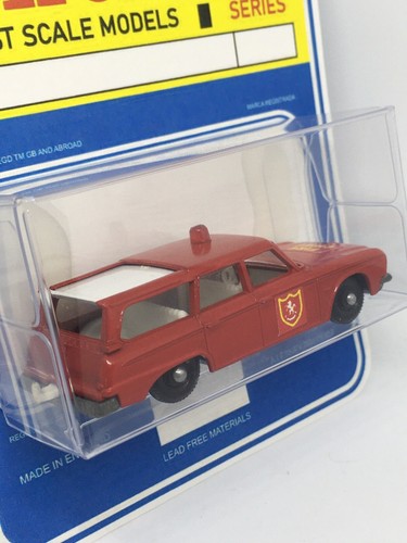 Coche de colección Lesney Matchbox 42 personalizado Studebaker jefe de bomberos en paquete blister. - Imagen 4 de 6