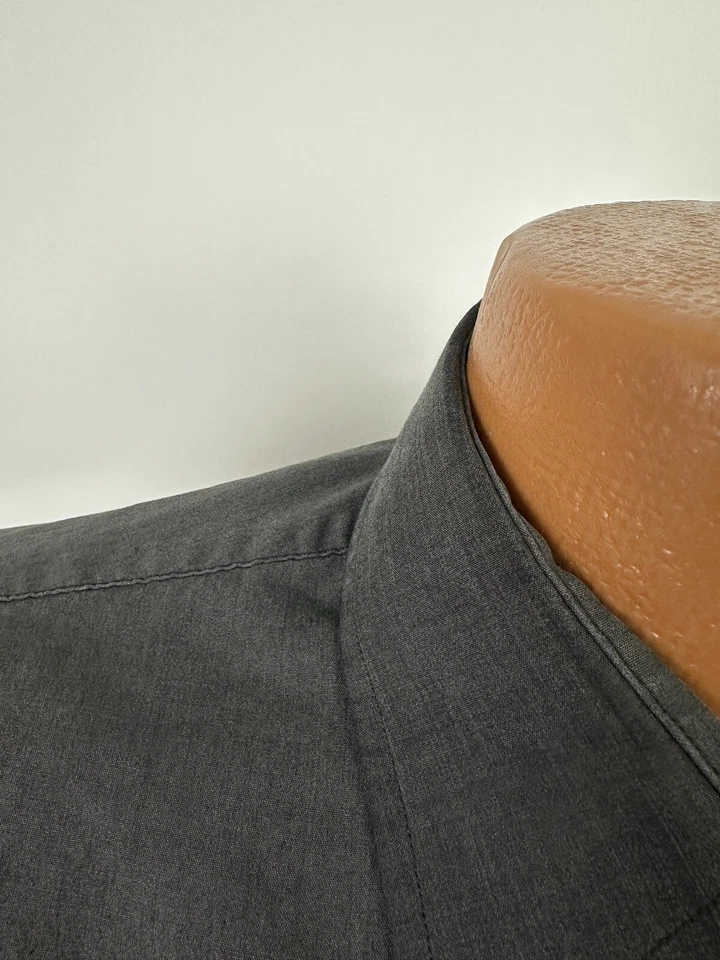 Рубашка мужская Pierre Cardin M черная однотонная с длинным рукавом опрятная минимальная винтажная 80-е 90-е - Изображение 4 из 4