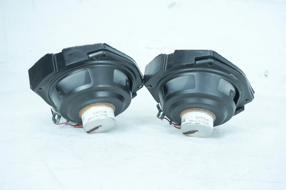 2011 Harley Touring FLHTK Electra Glide Ultra OEM Rear Left Right Audio Speakers - Image 2 of 4