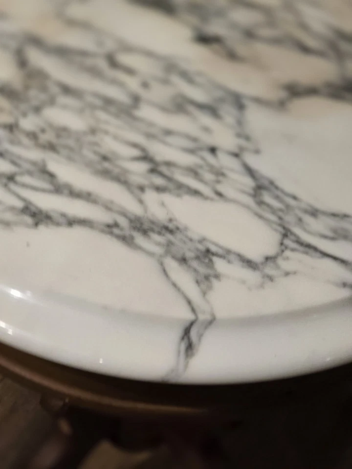 ⭐️Mesa auxiliar redonda Italia con tapa de mármol renacimiento victoriano caoba Foto 3 de 4