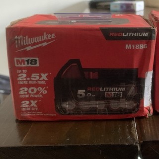2 x Milwaukee M18 REDLITHIUM 18V 5.0Ah Li Ion Battery Pack M18B5