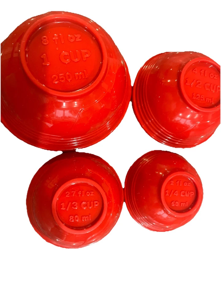 LE CREUSET Tazas Medidoras Silicona Rojo Juego de Cuatro Tazones 1/4 Taza-1 Taza Foto 4 de 4