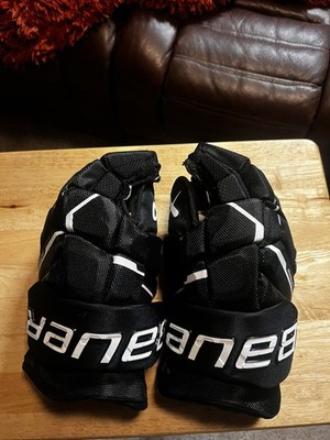 Bauer Supreme Mach  Hockey Gloves Black/White Senior 14''