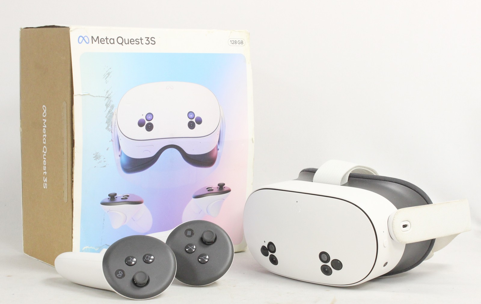 Meta Quest 3s 128GB Standalone Virtual Reality VR Headset with Controllers (U)