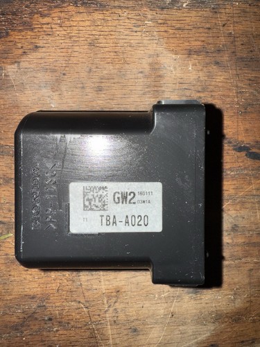 16-21 OEM Honda Civic Coupe Touring Gateway Sensor Module GW2 TBA A020 Unit Assy - Picture 2 of 5
