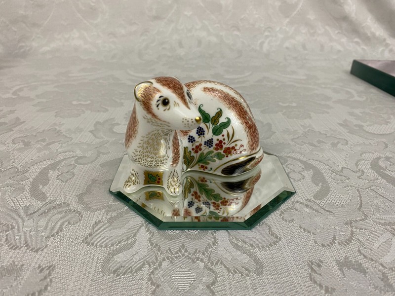 Royal Crown Derby Paperweight Southwell Stoat Weasel Figurine Gold Plug