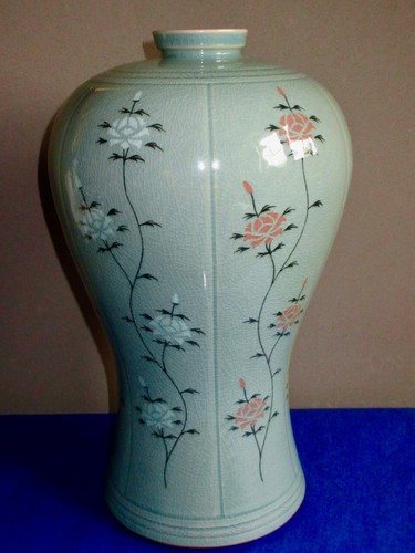 Korean Fantastic Antique Celadon Green Crackled Glaze Vase Very Large 13”