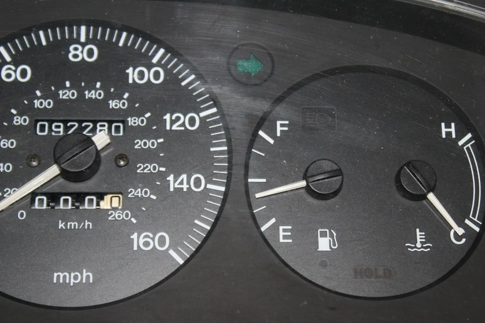 Cuadro de instrumentos velocímetro indicadores de panel 99 2000 Mazda Millenia 92.280 millas Foto 3 de 4