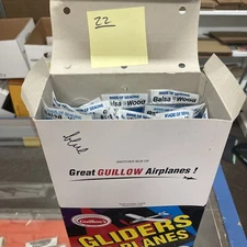 Lot of 22 Guillow’s #50 Sky Streak Airplanes •