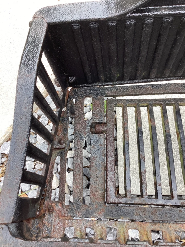 Antique Victorian Rustic Heavy Cast Iron Fireplace Log Holder Coal Basket Insert - Image 4 of 4