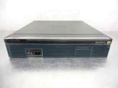 Cisco 2500 SERIES 3台 & Catalyst 2900 1台 Cisco Catalyst 2900 Series XL
