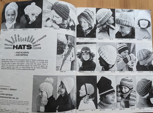 Bernat 45-seitiges Buch Stricken Häkeln Schals Mützen & Fäustlinge Handwerker #231 - Bild 2 von 9