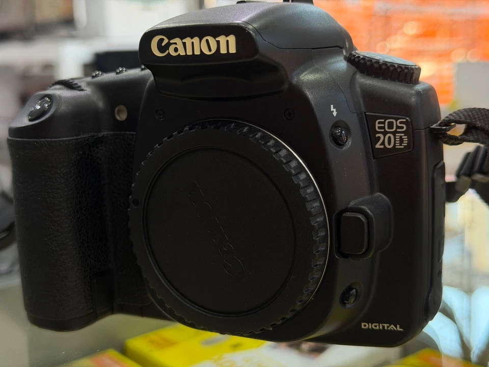 Canon EOS 20D, foto 1 di 5
