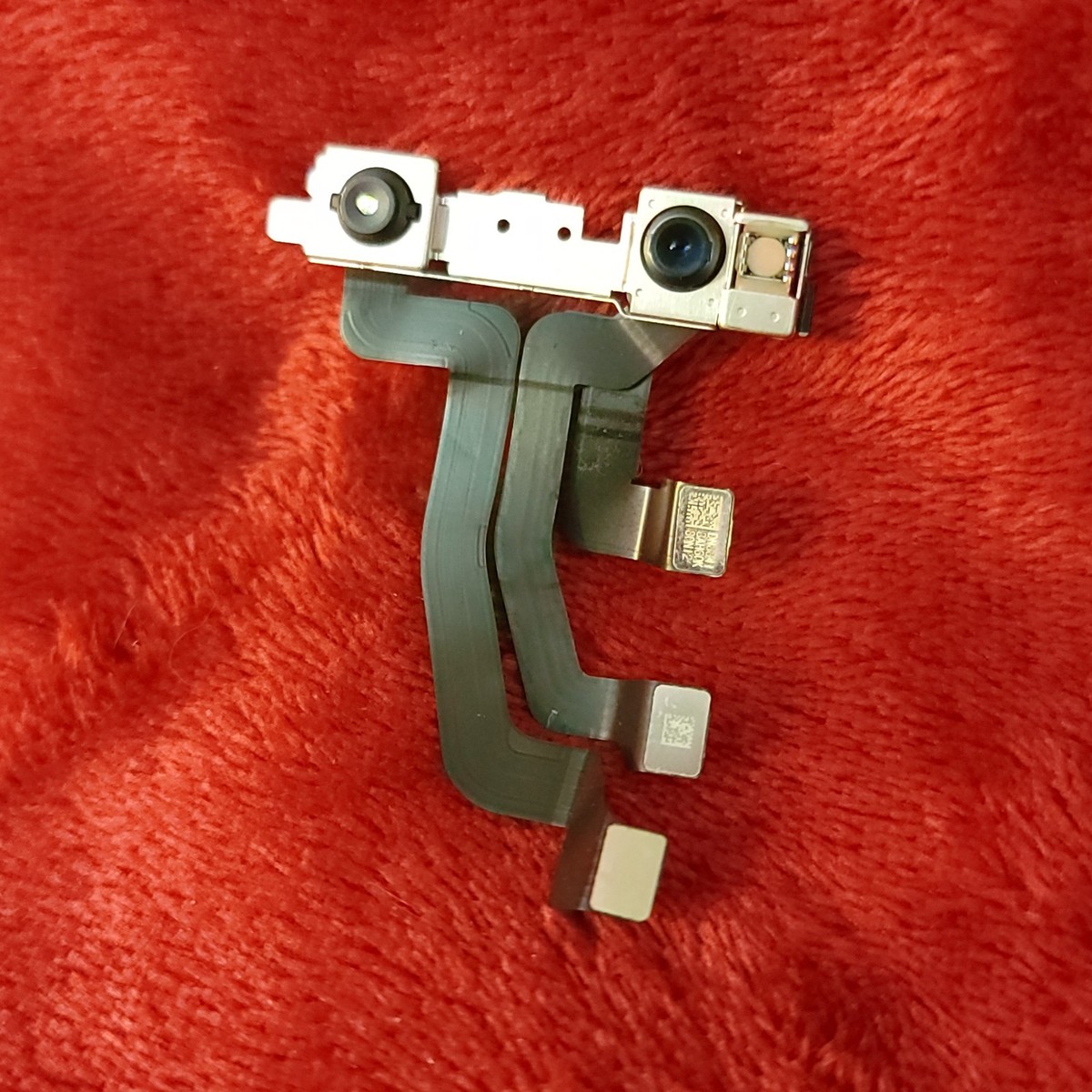 OEM Apple iPhone XS Max Front Selfie Camera Assembly Cam Flex