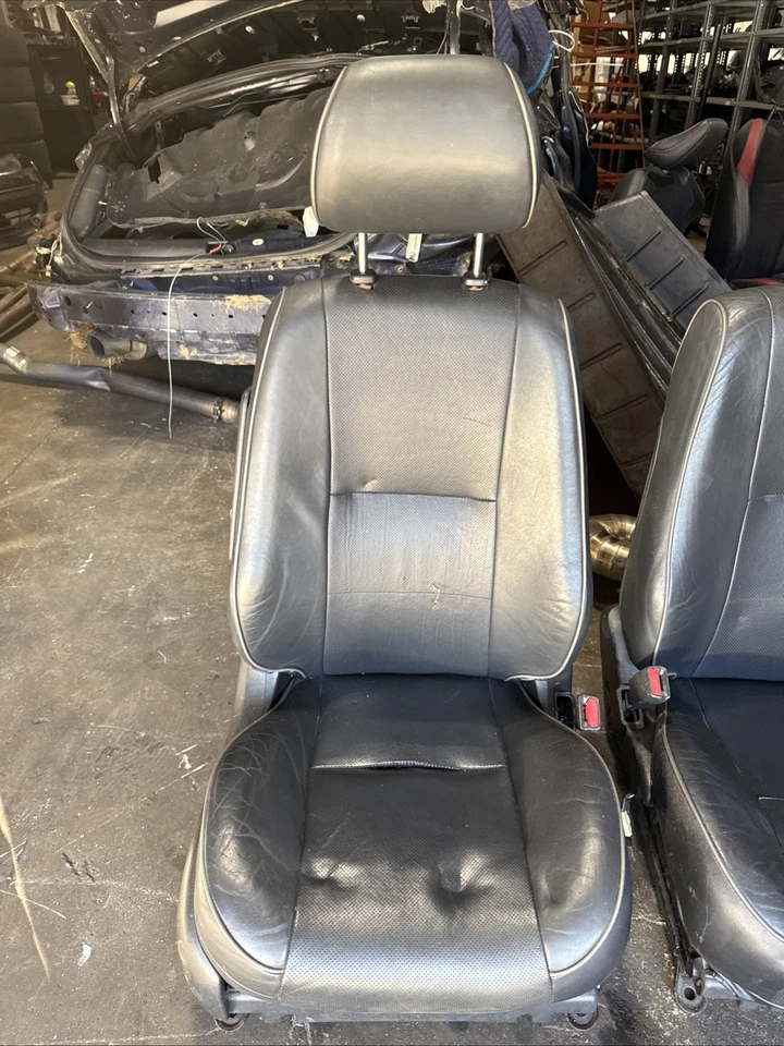 ☑️ Juego de asientos de conductor y pasajero delantero derecho Lexus IS300 cuero eléctrico negro OEM Foto 2 de 4