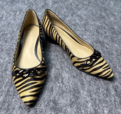 Naturalizer Tiger Stripe w/ Chain Calf Hair Pointed Toe Flats, Size 7M (24cm)