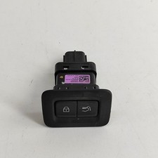 MAZDA CX-30 DM Tailgate Open Switch VA5866660 2.0 Petrol / electricity 29831739