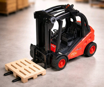 Bruder 02511 Linde H30D Fork Lift w/2 Pallets - 1:16 Scale Mint with Box!