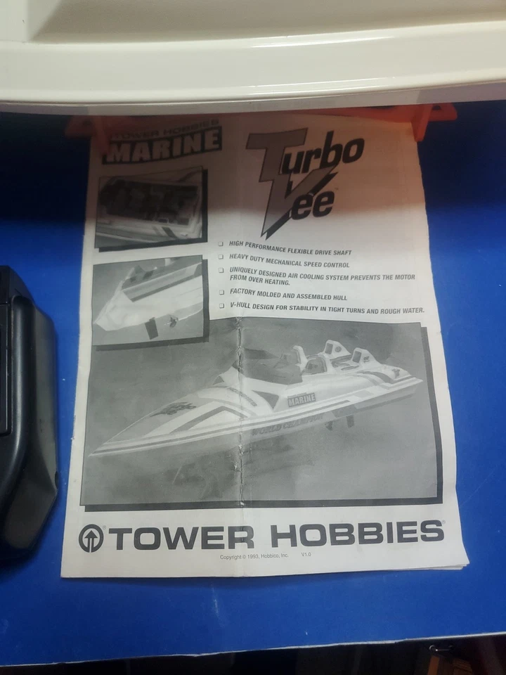 Tower Hobbies Vintage Rc Turbo Vee With Vintage Cox Controller - Image 3 of 4