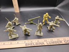 Vintage Tim Mee Toy Soldiers