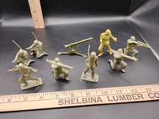 Vintage Tim Mee Toy Soldiers