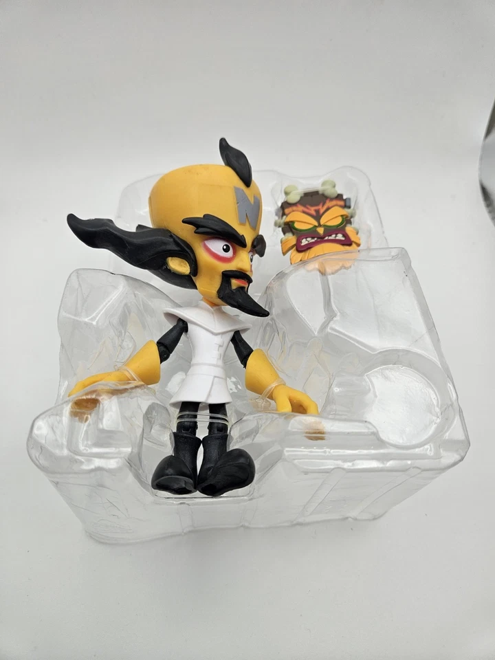 Dr NEO CORTEX Crash Bandicoot Collectible Figure - Image 4 of 4
