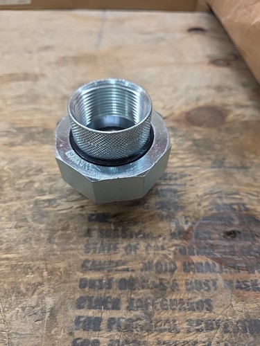 Watts 11/4 Lf 3001A-1 1/4 Dielectric Union,1-1/4 In,Fip X Solder