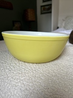 Vintage Pyrex 404 Yellow Mixing Bowl 4 Qt Primary Color Nesting Bowl USA