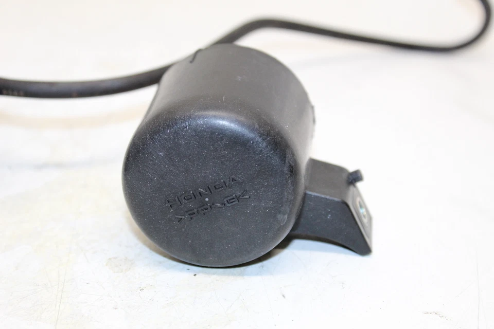 Honda Cbr1000rr 2005 bote de emisiones de carbón de vapor evap Foto 2 de 4