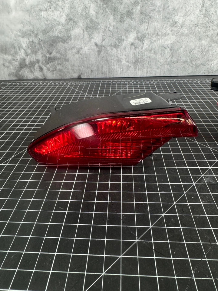 3 luces traseras de freno traseras Can-Am Spyder F3 2020 OEM luces traseras parada usadas Foto 2 de 4