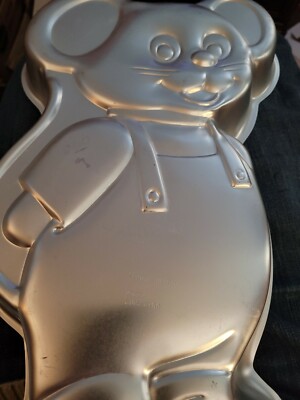 Vtg Wilton Little Give a Mouse a Cookie Cake Pan Tin Mold 2105-2380 EUC 1987