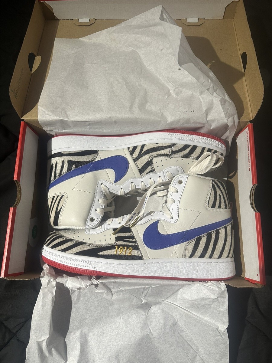 Nike Terminator Tennessee State University Slim & Husky's Pizza