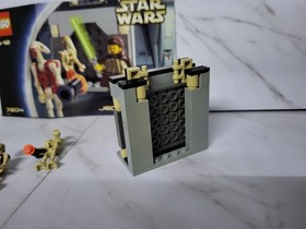 Jedi Defense II 2 STAR WARS 7204 LEGO Set 100% COMPLETE Instructs Original