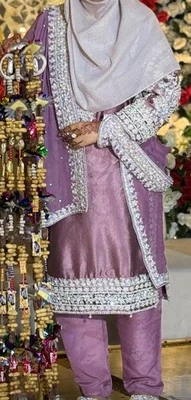 asian pakistani indian wedding/party wear dress - Image 1 of 4