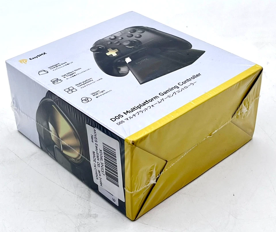 New EasySMX D05 Multi-Platform Gaming Controller With Charging Dock - Black - Image 3 of 3