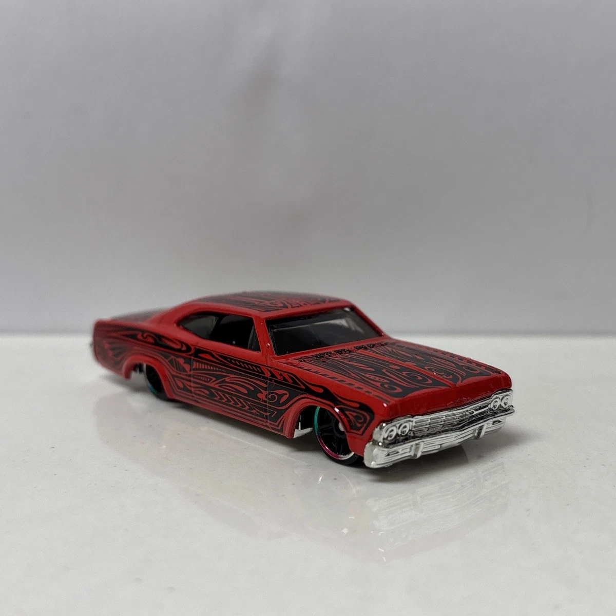 Johnny Lightning Lowrider Contemporary Manufacture Diecast Cars