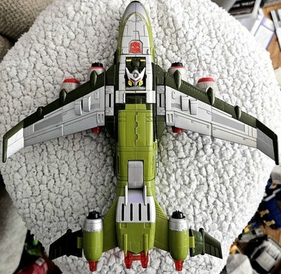 Transformers Jetfire Galaxy Force GC-04 Cybertron Ultra Class Dreadrock