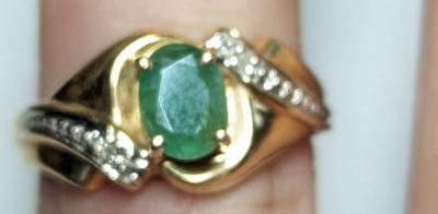 VINTAGE 14K YELLOW GOLD EMERALD RING SIZE 6 3/4 SIGNED HALLMARKED