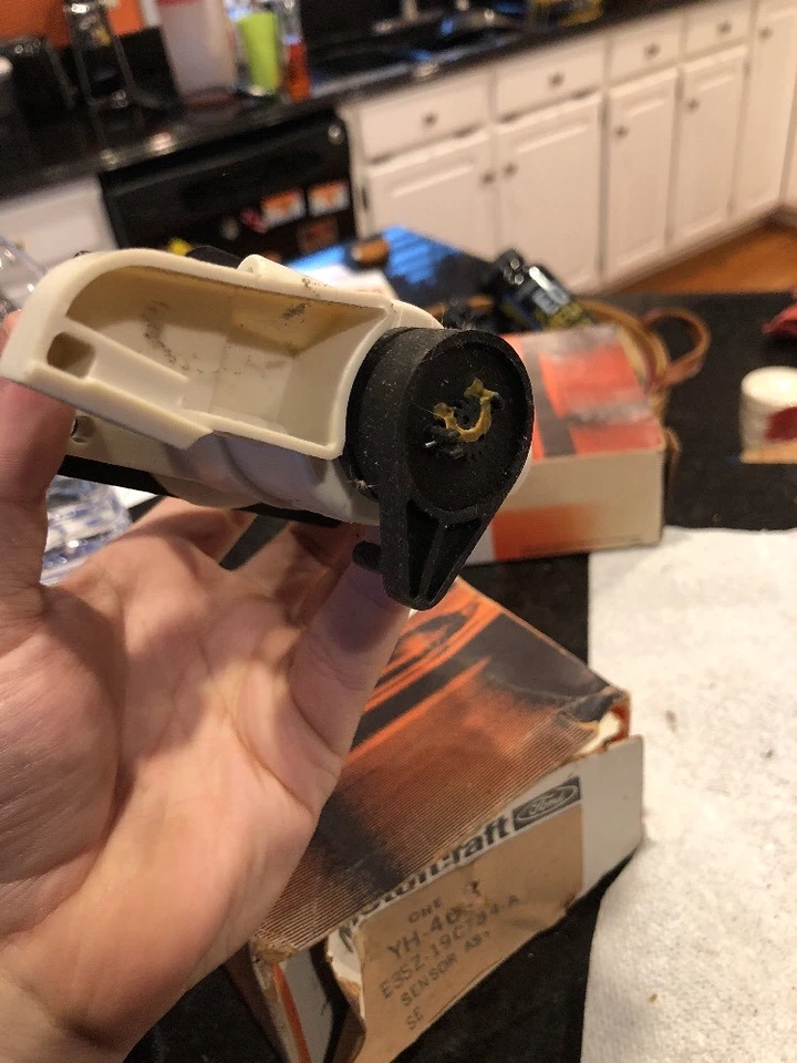 Ford LTD 1984 Thunderbird Mercury Cougar Marquis aire acondicionado en sensor de coche Foto 4 de 4