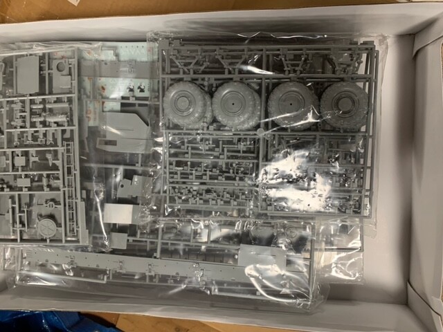 Picture 3 of 5